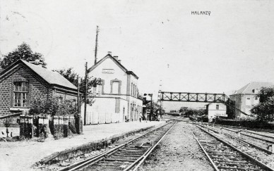 Halanzy- gare- passerelle.jpg